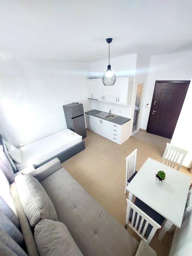 Apartamento Makla Sarandë Exterior foto