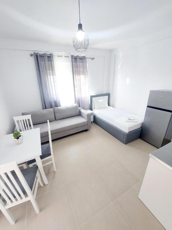 Apartamento Makla Sarandë Exterior foto