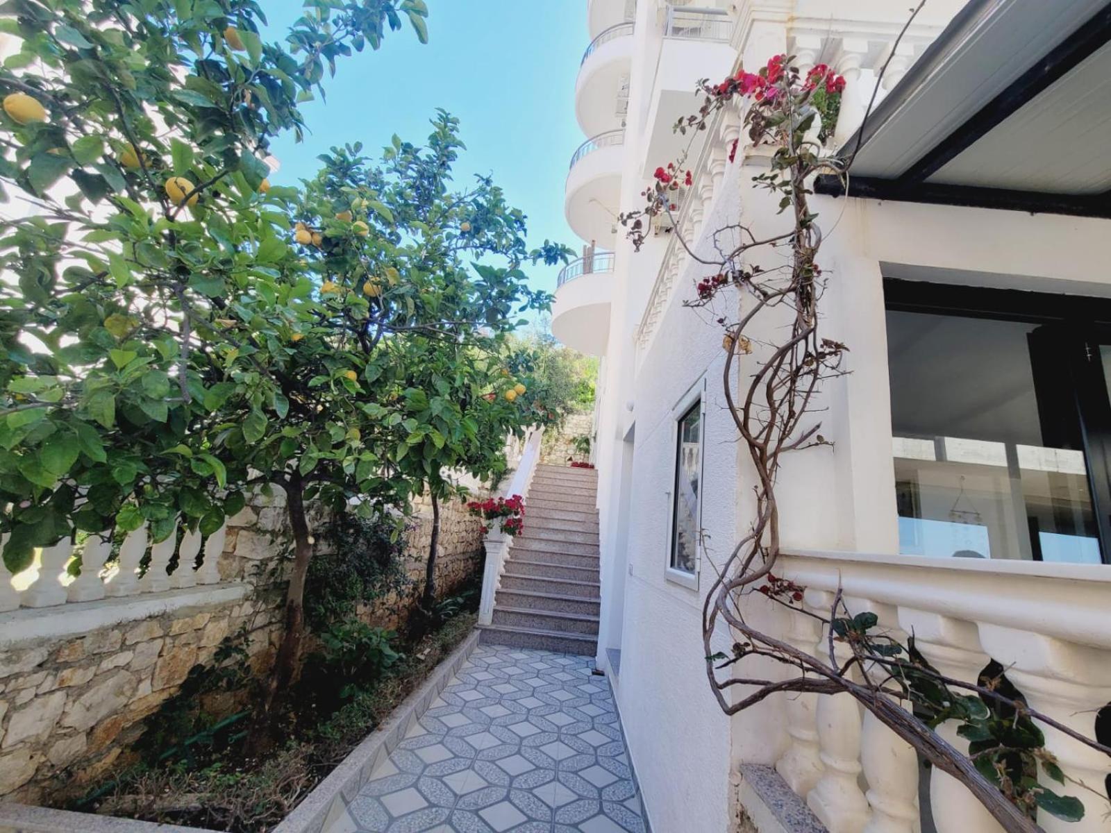 Apartamento Makla Sarandë Exterior foto