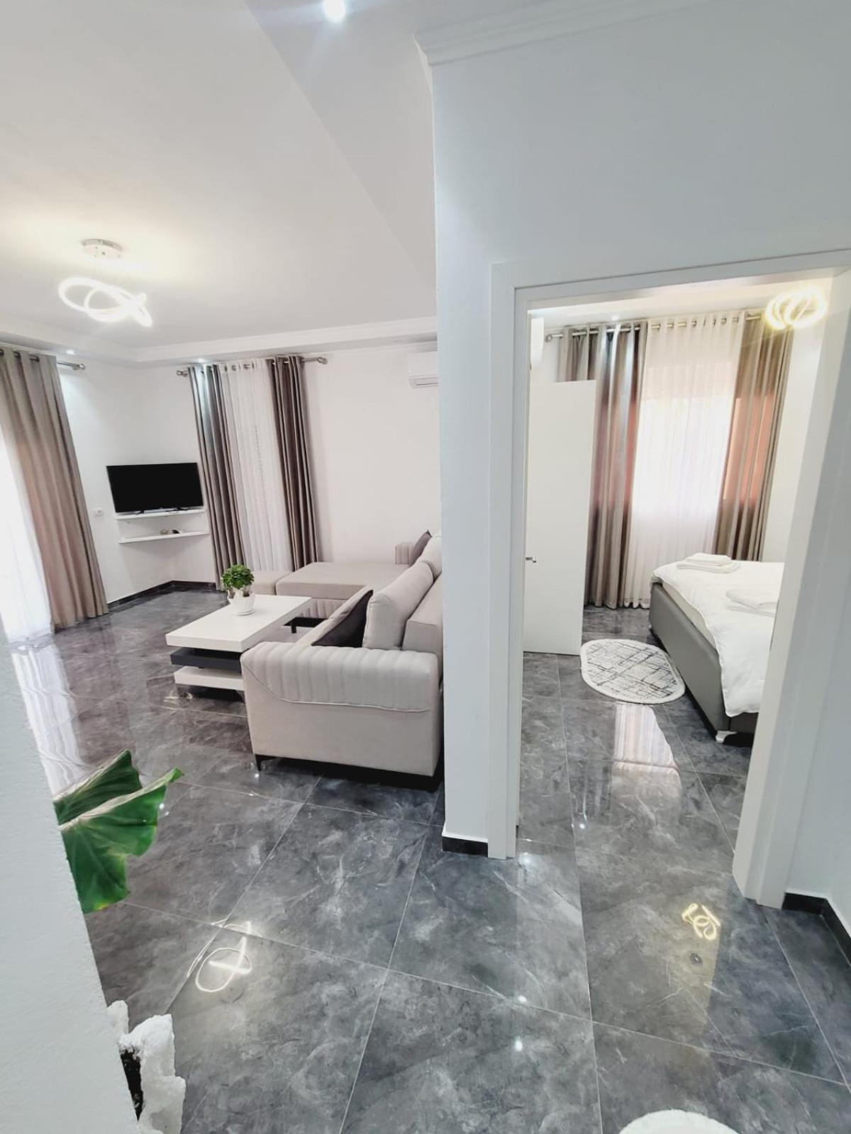 Apartamento Makla Sarandë Exterior foto