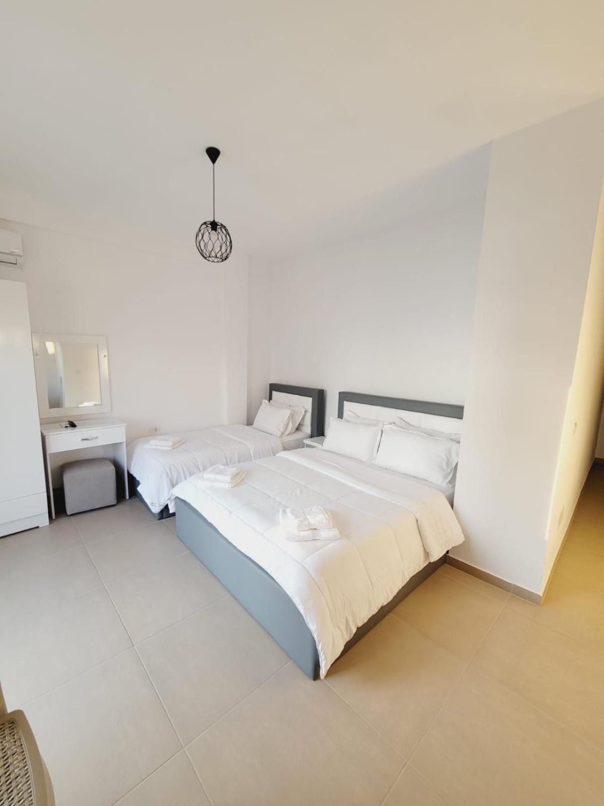 Apartamento Makla Sarandë Exterior foto